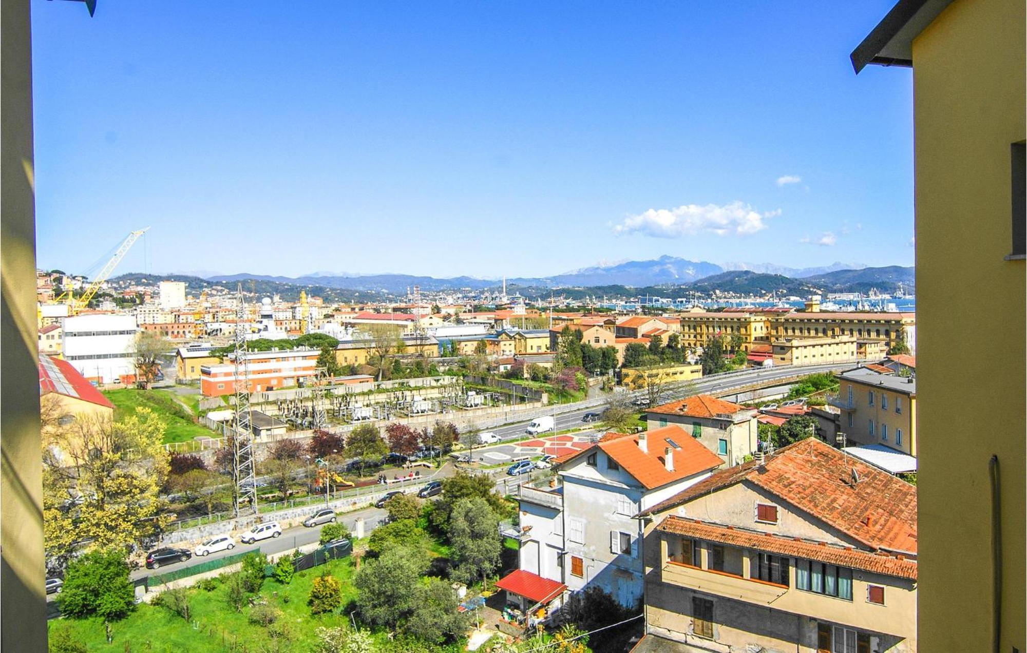 Cozy Apartment In La Spezia With Wifi Ngoại thất bức ảnh