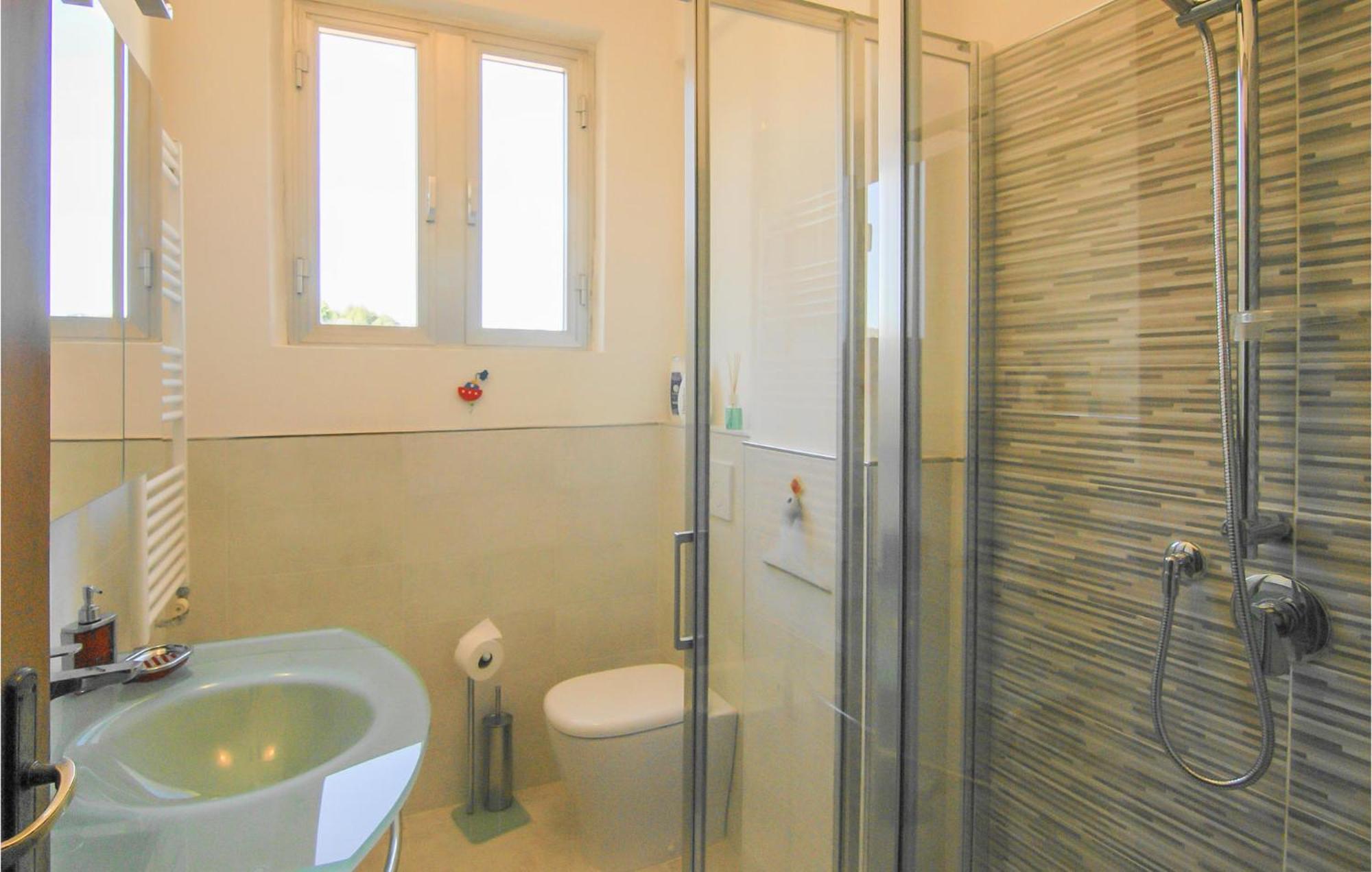 Cozy Apartment In La Spezia With Wifi Ngoại thất bức ảnh